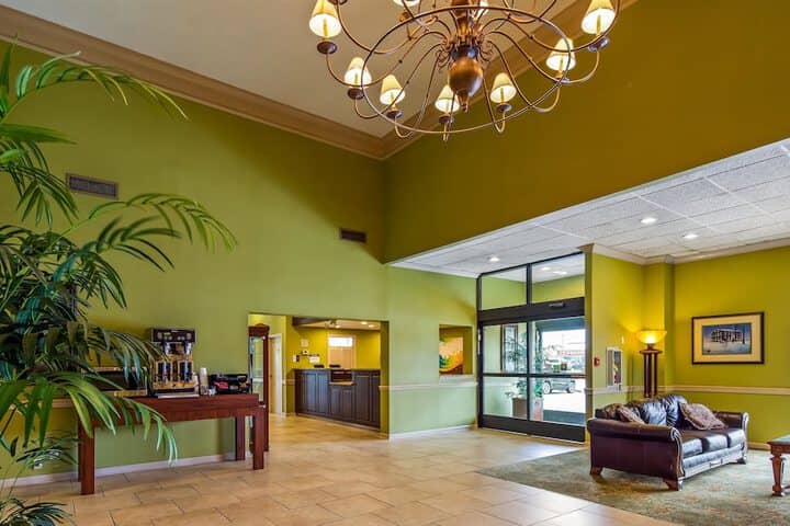 Hotel 16 of 18